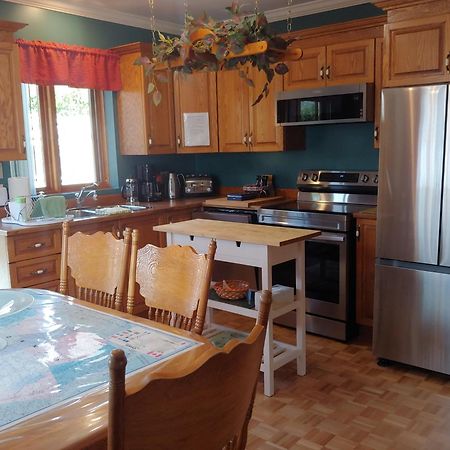 3 Bedrooms 3 Beds Near Metro -2 Parking Free Montreal Zewnętrze zdjęcie